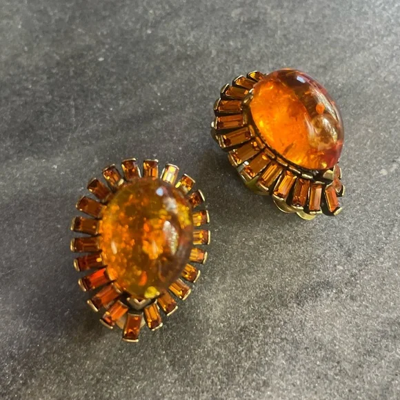 Heidi Daus Gold Amber Topaz Baguette Earrings - Picture 1 of 8